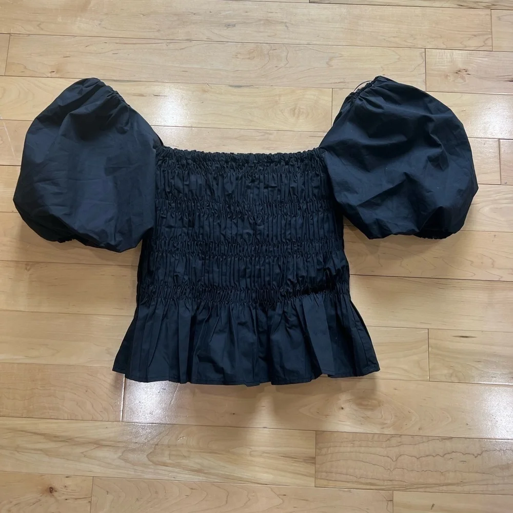 NWT ASTR The Label Savina Puff Bubble Sleeve Square Neck Smocked Peplum Top S
